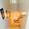 2 Bedrooms Private Kitchen Livingroom Robinwood Condo Suite