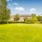 Carriage House - E5119