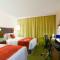Courtyard by Marriott Paris Saint Denis Courtyard by Marriott Paris Saint Denis