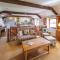 5 Swallowholm Cottages