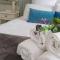 Kingfisher by the river - self catering