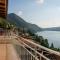 DN ART BLEVIO - APT D first floor with lake view terrace and hot tub