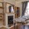 Divers Cottage
