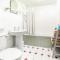 Stable Cottage - E5118