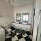 Tonis Cottage