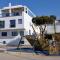 Apartamentos Varadero on the beach