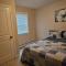 Cozy, Private Basement Suite