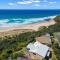 Waters Edge - beachside home near Rennies Beach