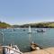 Island Quay 10
