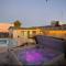 Jacuzzi Pool Home & Casita WiFi AC TVs RV Boat parking