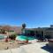 Jacuzzi Pool Home & Casita WiFi AC TVs RV Boat parking