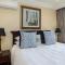 Ballito Manor View 406 - With Generator