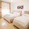 H&G Seaview Apartments
