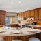 Wailea Ekahi 32B · WEK 32B Remodeled Wailea Getaway w AC Pool