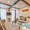 14 Luxury Flat Eiffel Design 1