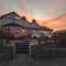 Boathouse Hotel