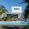 Majanicho Rock - villa with heated pool