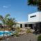 Majanicho Rock - villa with heated pool