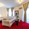 Garni Hotel Royal Crown