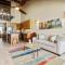 Kulakane 310 · KK 310 Updated BeachFront 2BD w AC Pool