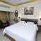 Hotel Nahar Manchester Inn