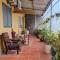 Tiny Garden House Cat Ba