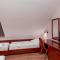 B&B Garestin