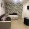 Зі СВІТЛОМ Shevchenka Guest House от 600гр 1-2-3к квартири 096-55-48-111 біля Академії