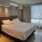 Shoshana Hotel Boutique