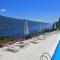 La Quiete 58 Maisonette Lake view by Gardadomusmea