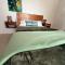 Emerald Luxe Suites