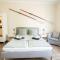 Vintage Panoramic Apartment