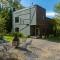 La Romane Stylish forest chalet w spa