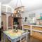 Seven Oaks Vineyard Cottages
