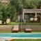 Renas House