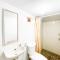 Tiny House Gianyar RedPartner