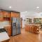 Spacious Home with Direct Pond Access!