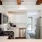 Private Location w Guest House
