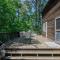 Private Location w Guest House