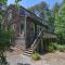 Private Location w Guest House