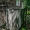 Private Location w Guest House