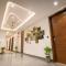 HOTEL TEN SQUARE - 5 Minutes from The Taj Mahal