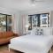 Sabal Palms Inn