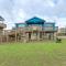 Ocean Views: Second-Row Surfside Beach House