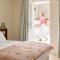 ALFRED HOTELS Beaune La Madeleine