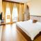 Kafal Pako Resort - Himalayan View Resort In Mukteshwar