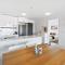 Executive and Spacious Apartment with Balcony