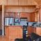 Fiddler Lake Resort - Deer 9