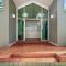 Spacious 4-Bed Home with Coastal Charm
