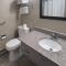 Rodeway Inn & Suites Hershey Chocolate Avenue
